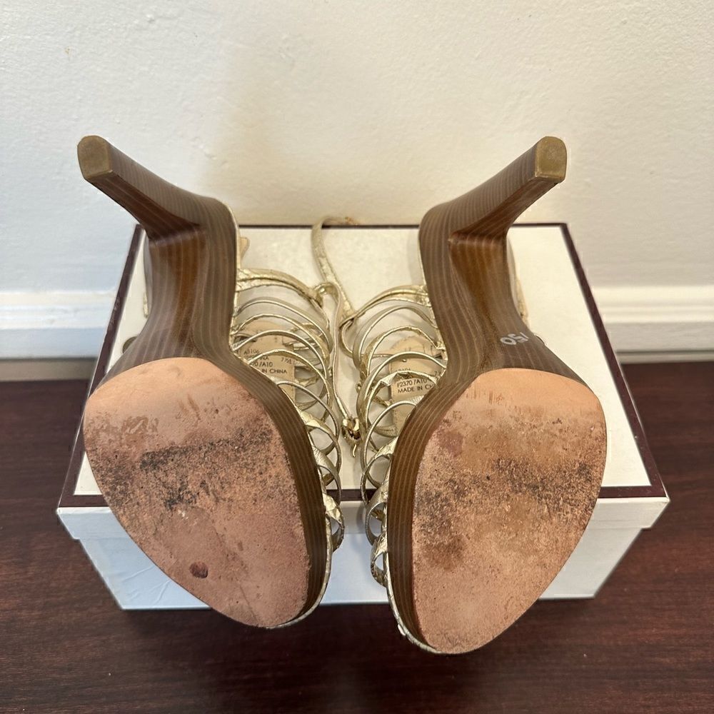 Coach Women’s platform heel leather sandal in gold size 7 - Picture 13 of 14